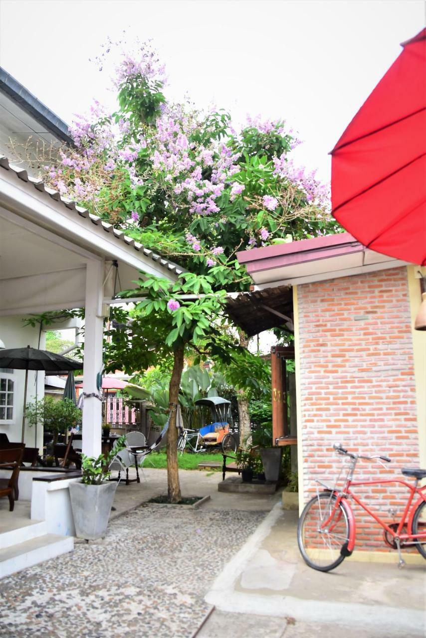 Baan Rare Guesthouse Udon Thani Eksteriør bilde