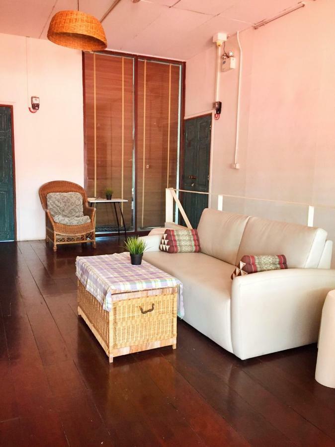Baan Rare Guesthouse Udon Thani Eksteriør bilde